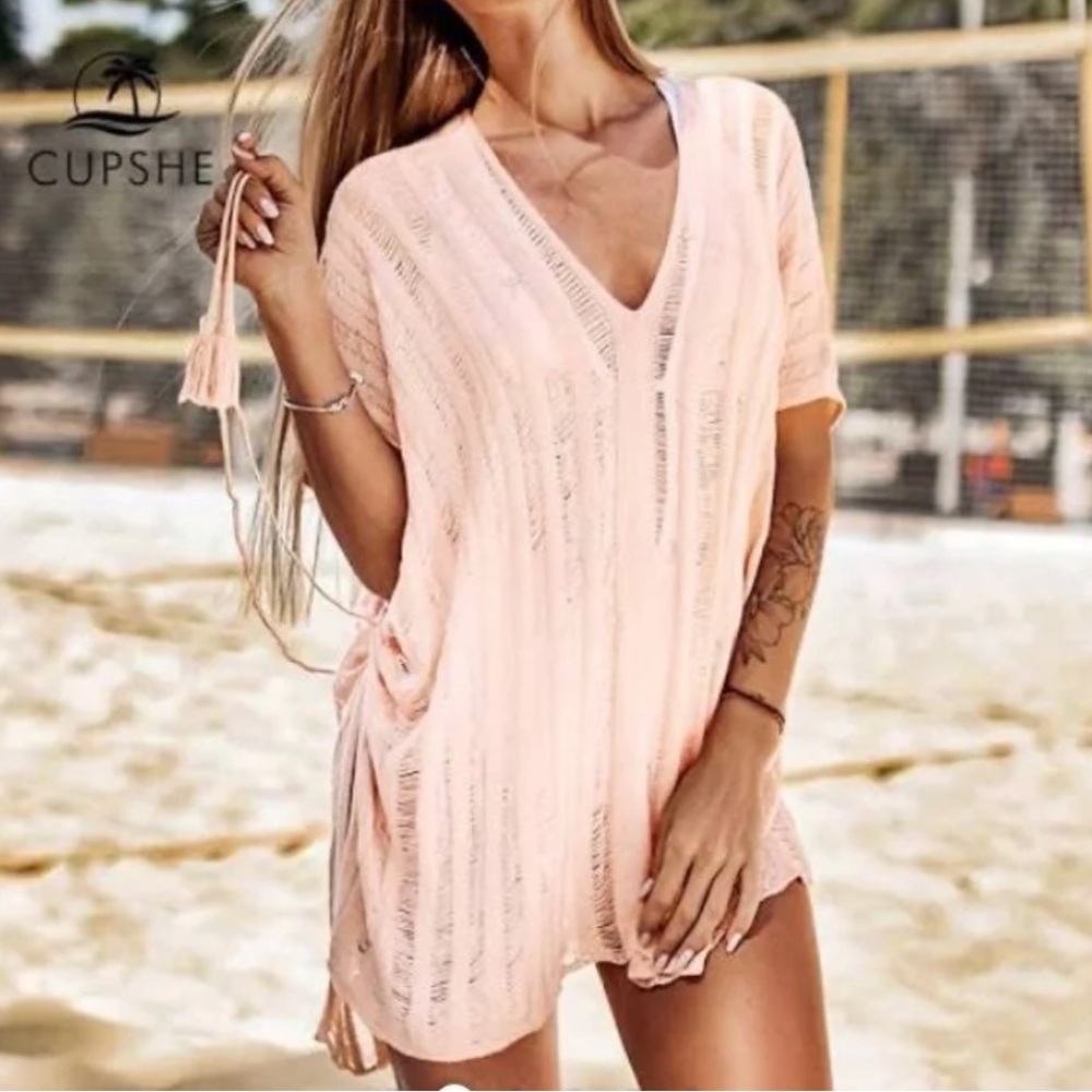 NWT Cupshe Pink Swim Coverup V-Neck Breezy Style